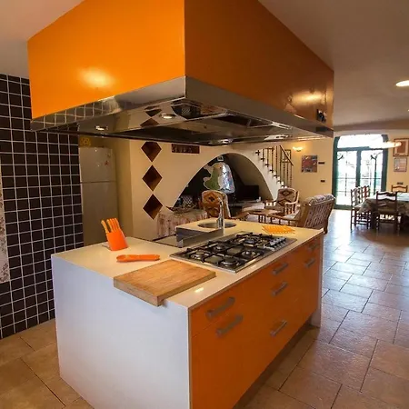 Willa Catalunya Casas Your Own Private Estate Just 20km From Salou!